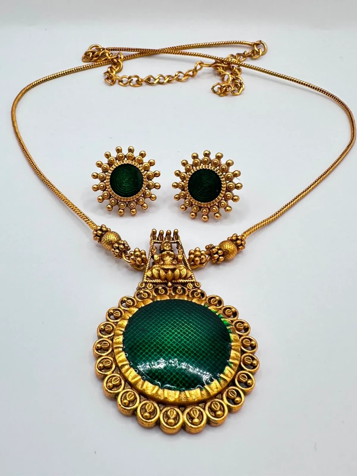 Emerald Palakka Lakshmi Combo