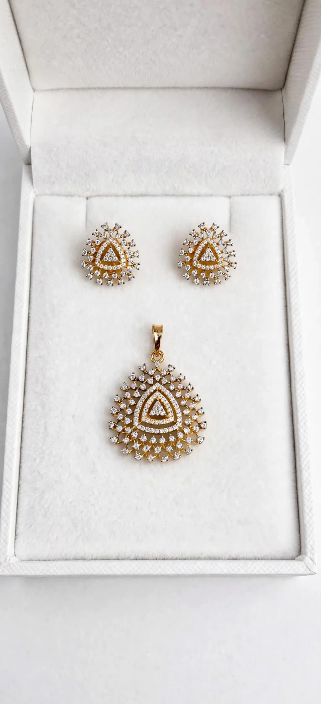 Triangle Sunburst Pendant set