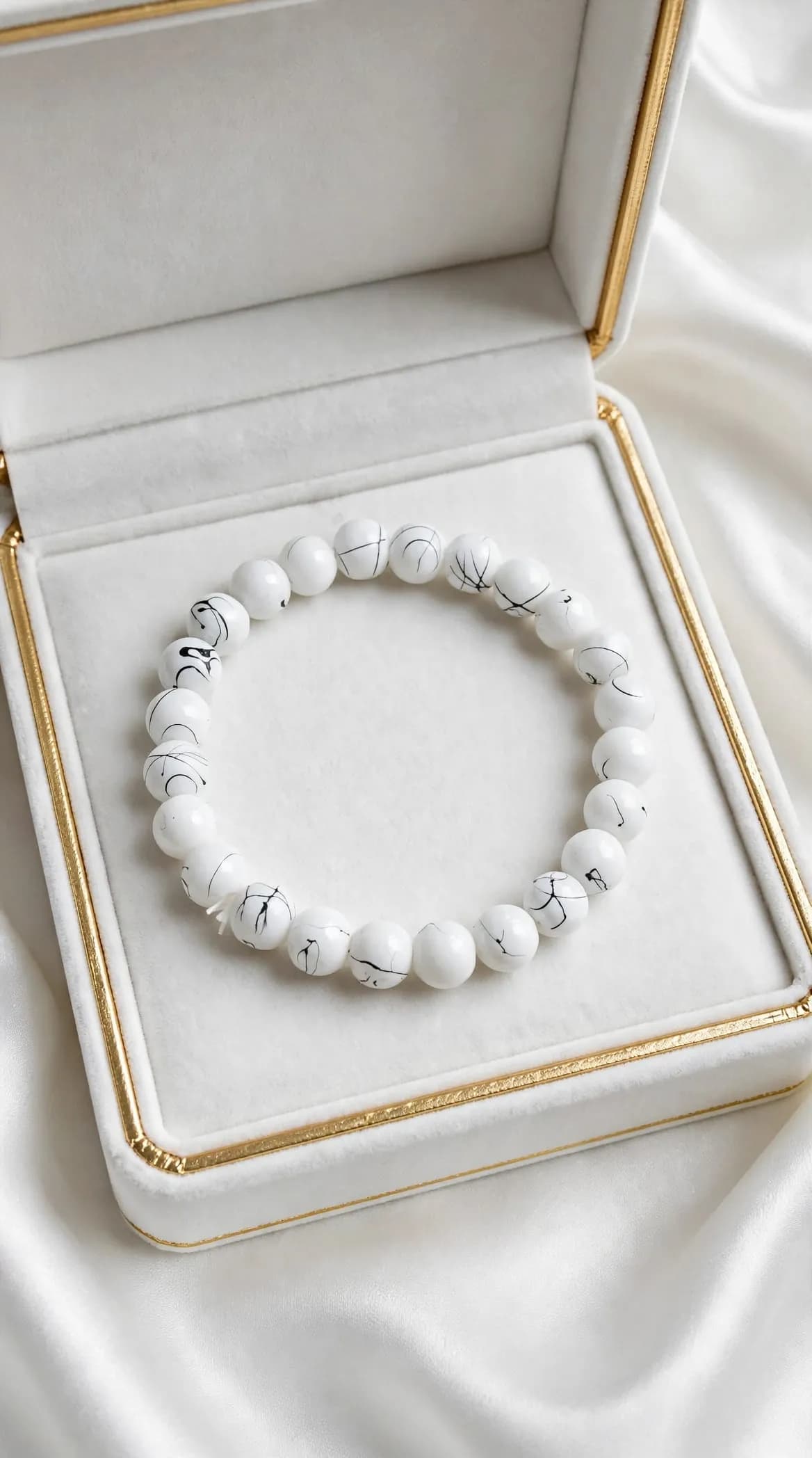 Snow Marble – White Crackle Luxury Bracelet