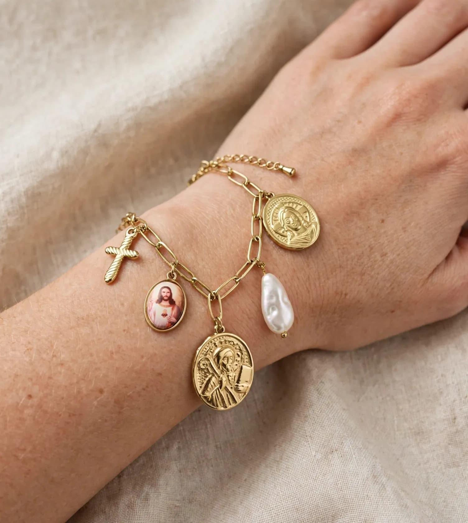 Cross & Pearl Bracelet