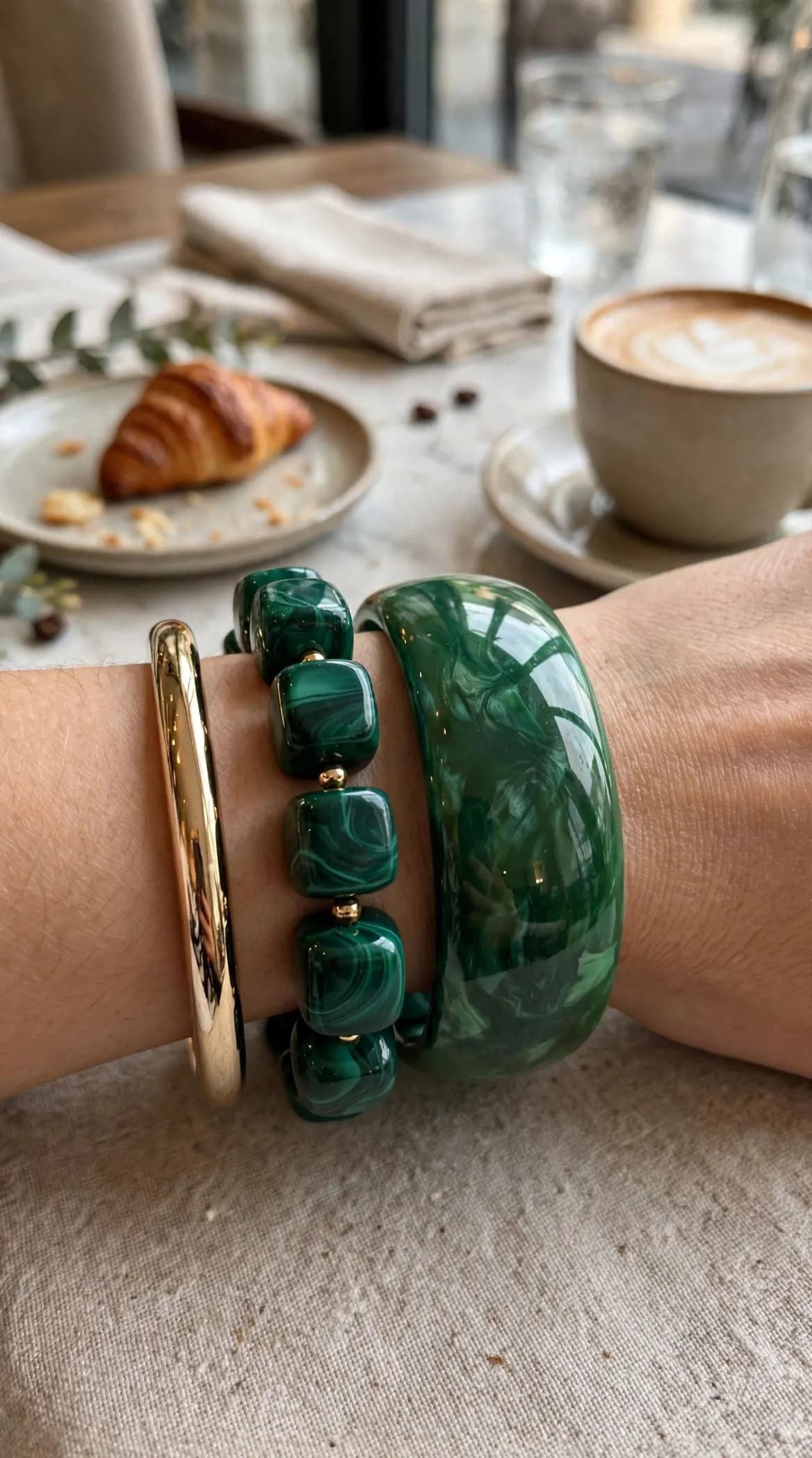 Green Solid Stack