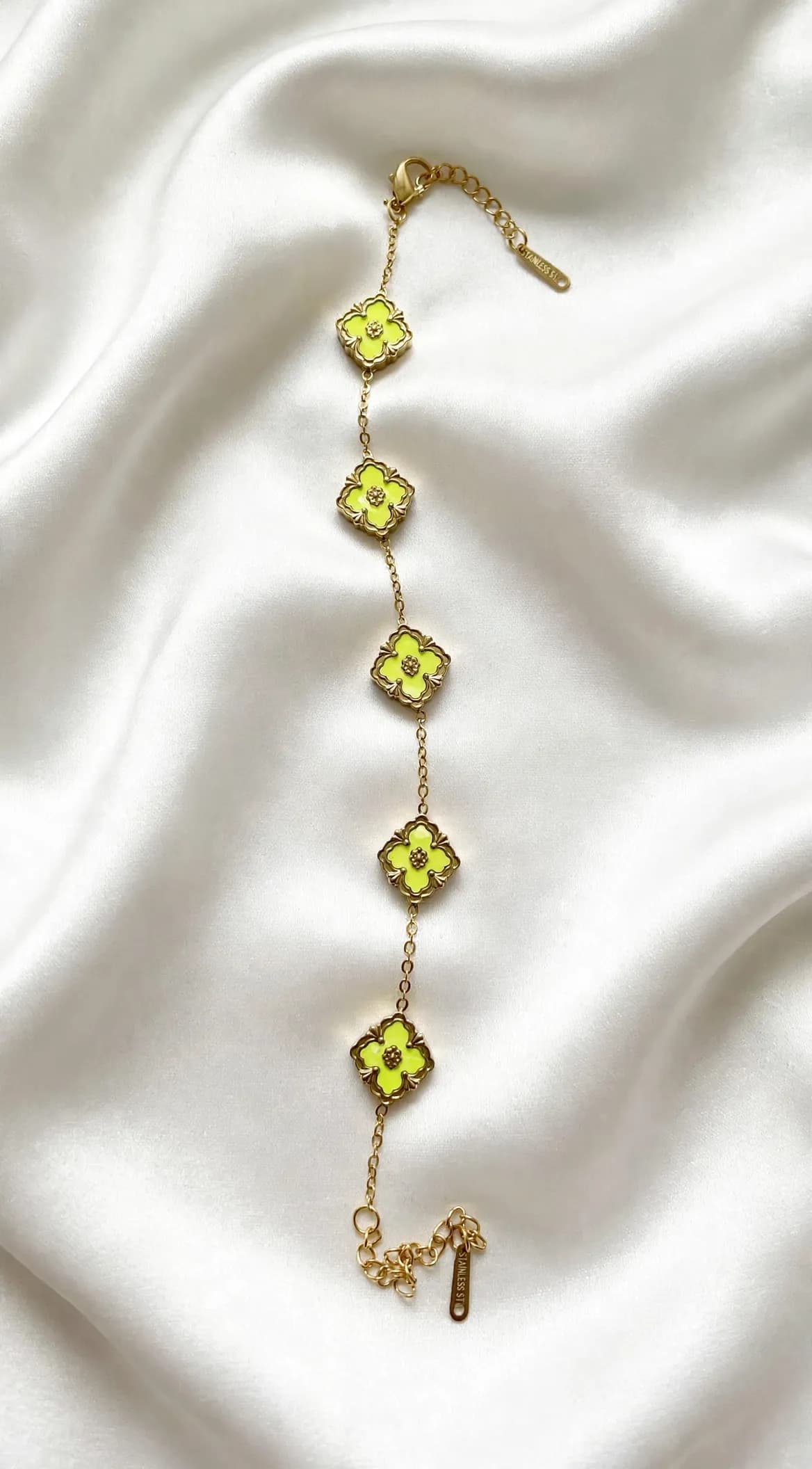 Lime Pop 5-Clover Bracelet