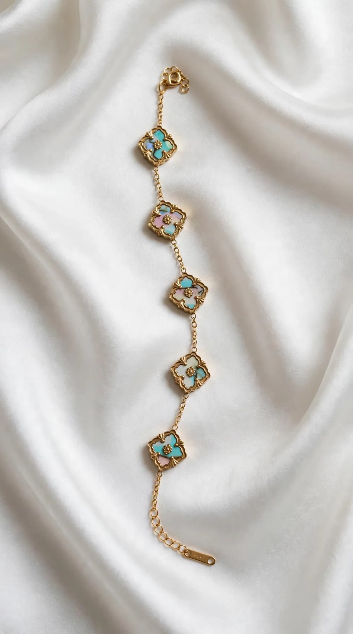 Mermaid Pastel 5-Clover Bracelet