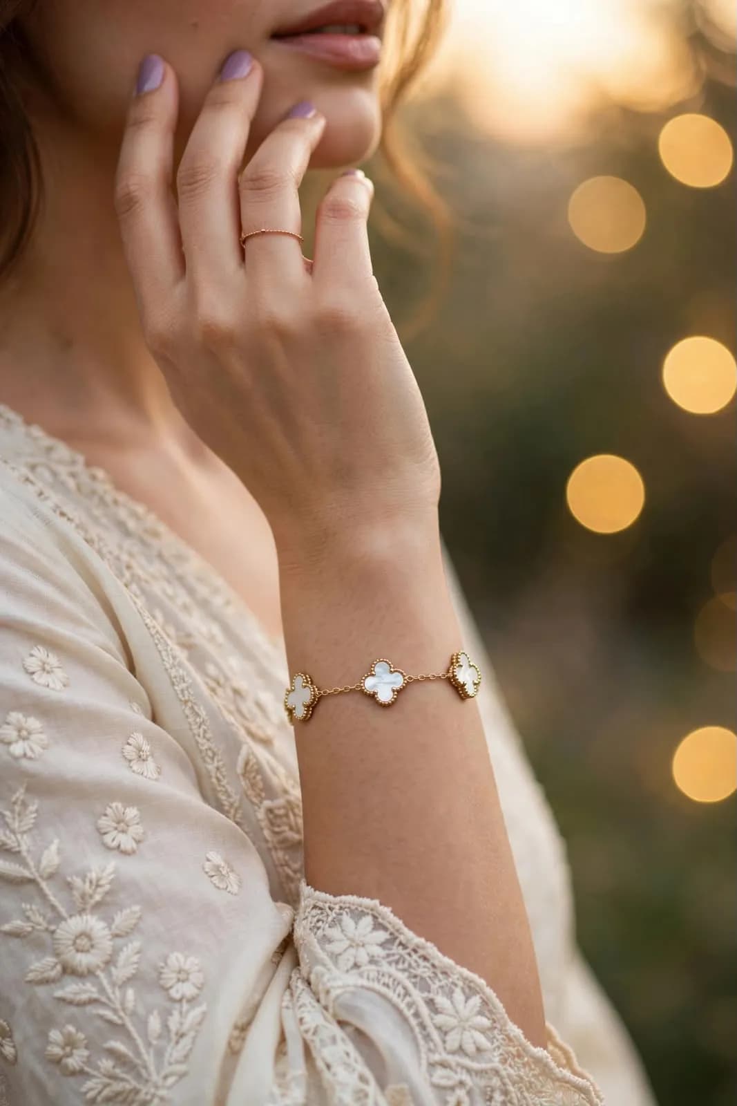 White Mother of Pearl Clover Bracelet