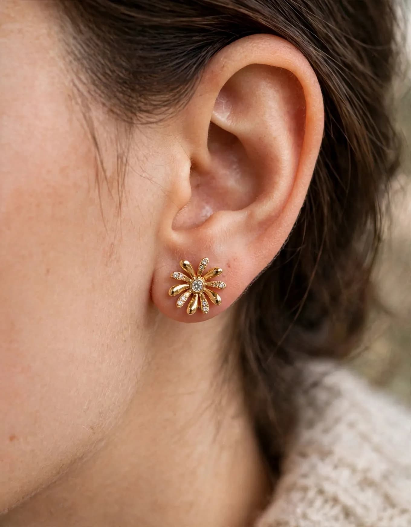 Daisy Sunburst Studs