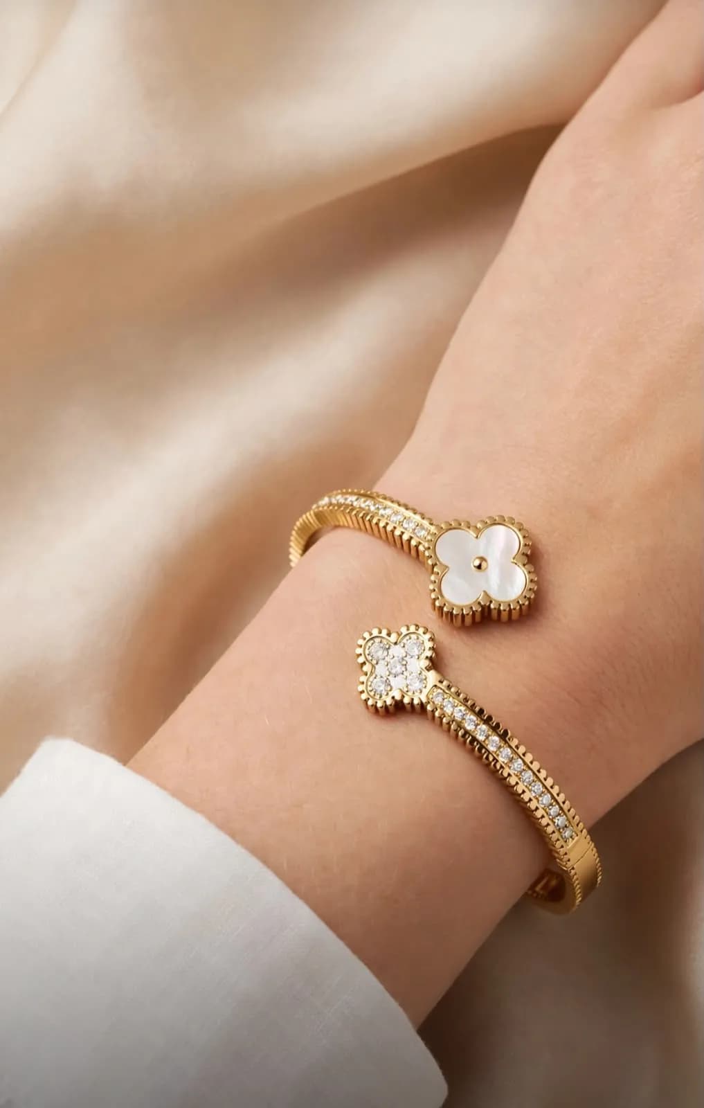 Dual Clover Bangle