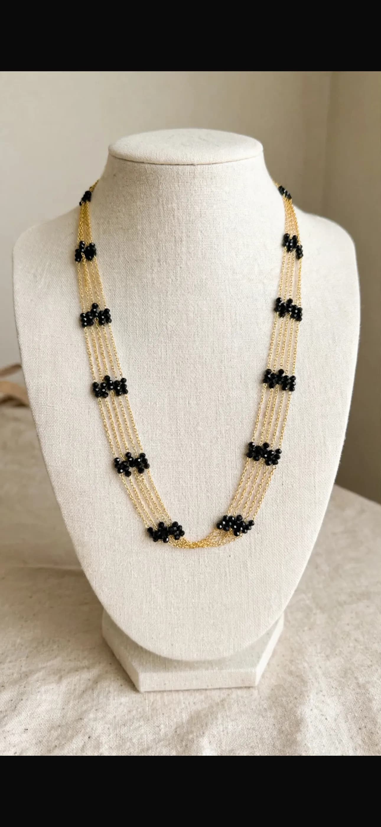 Black crystal NP014 $30 2 piece